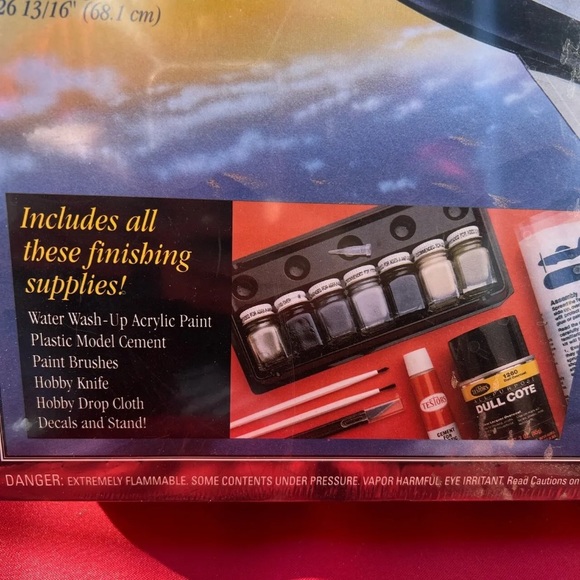 ⚡️Aurora SR 75 PENETRATOR 1/72 Top Secret Spy Craft Plane 980 Model Testors⚡️ - Picture 3 of 3